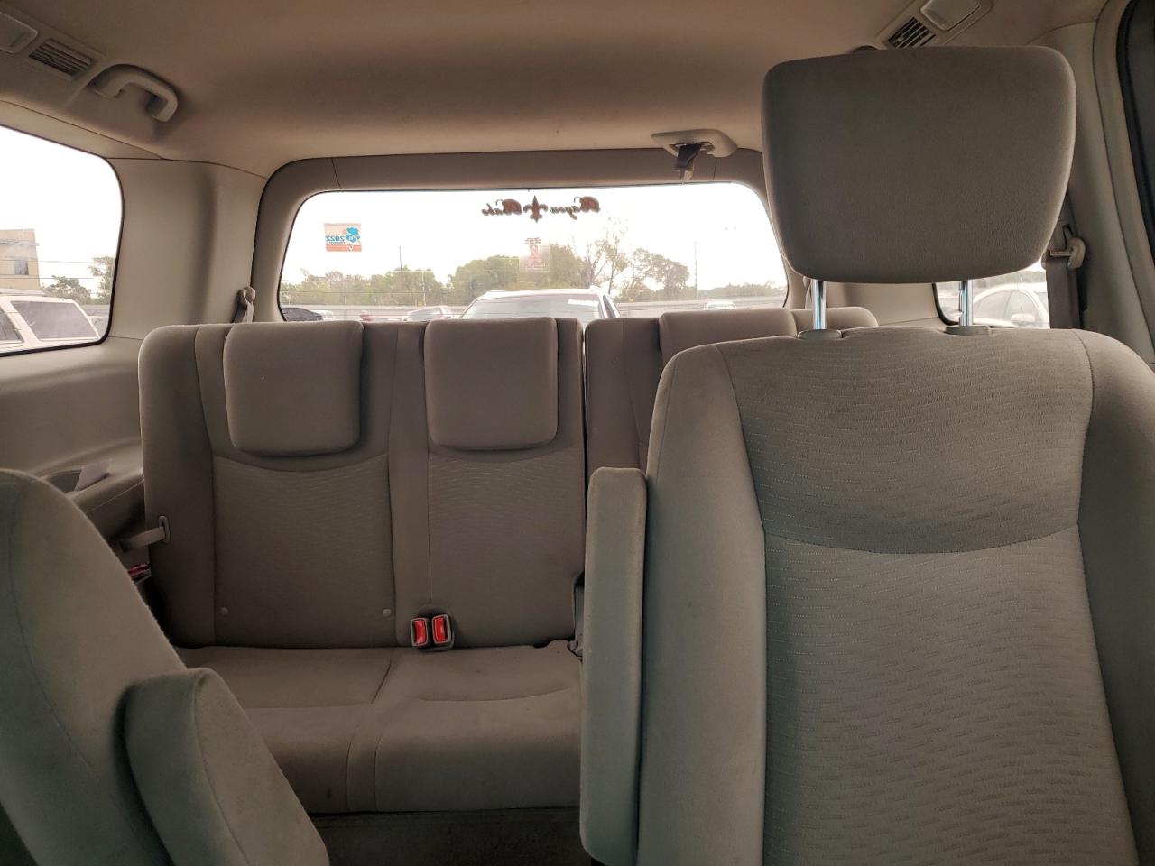 2014 Nissan Quest - Image 10