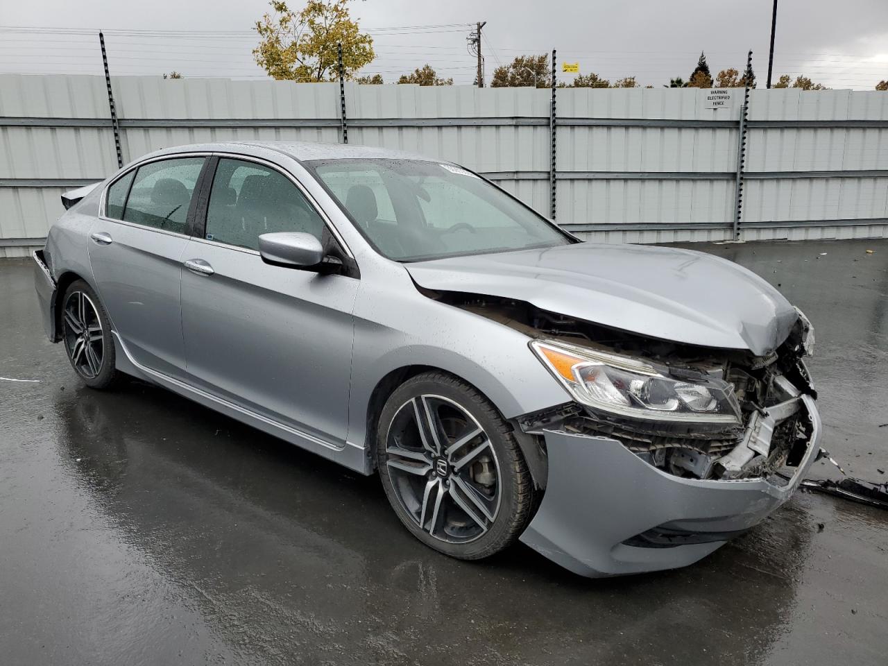 2016 Honda Accord - Image 4