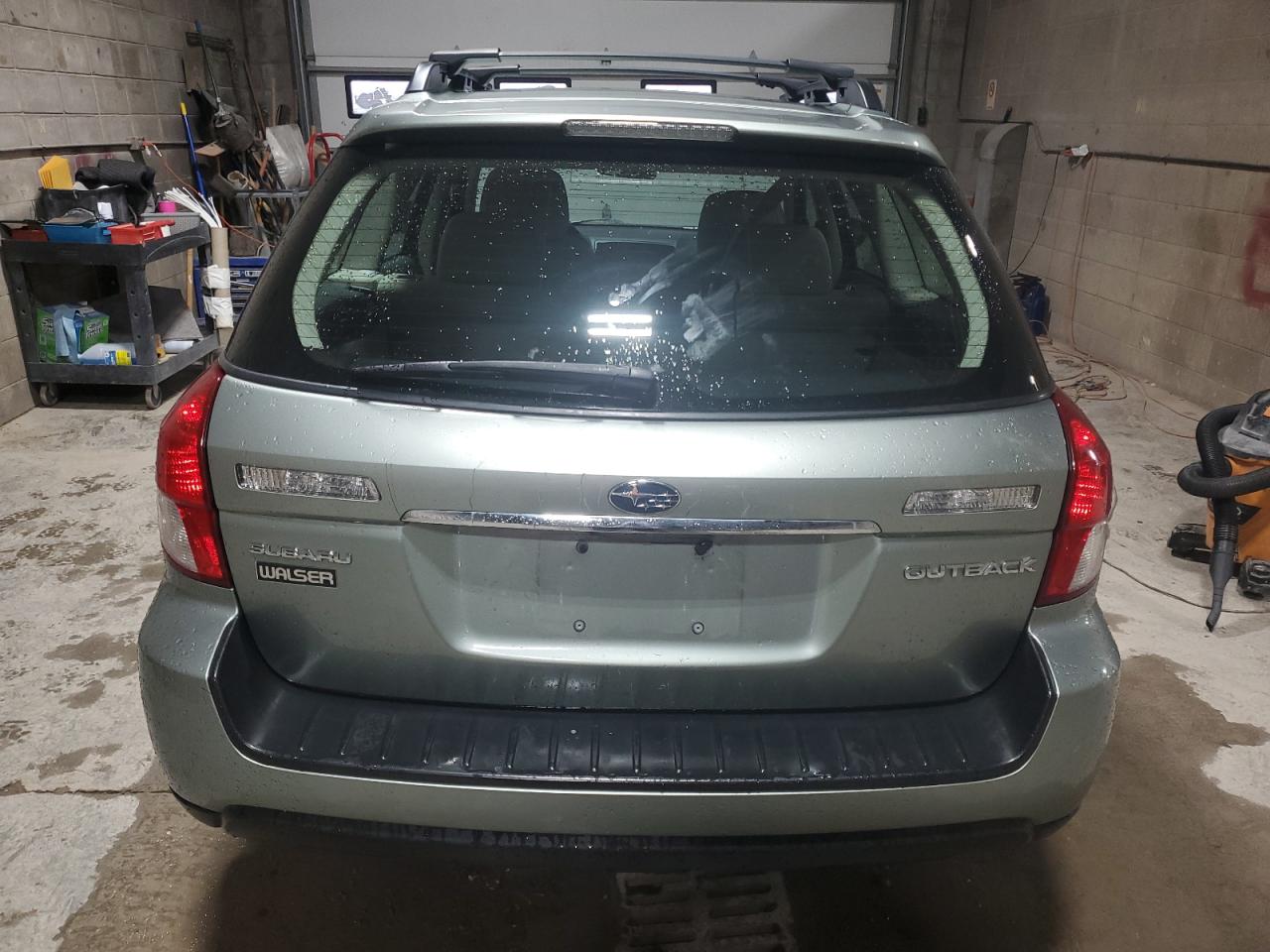 2009 Subaru Outback - Image 6