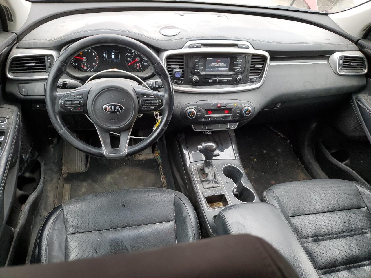 2016 Kia Sorento - Image 8