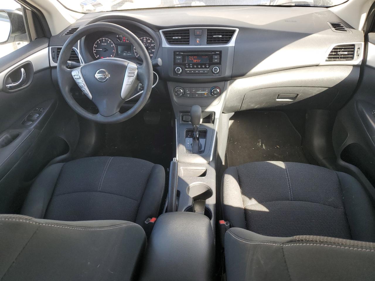 2017 Nissan Sentra - Image 8