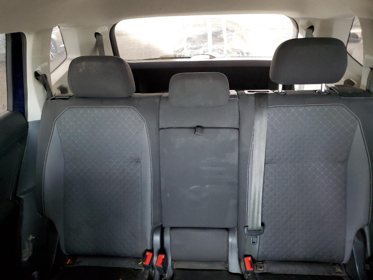 2021 Volkswagen Tiguan - Image 10