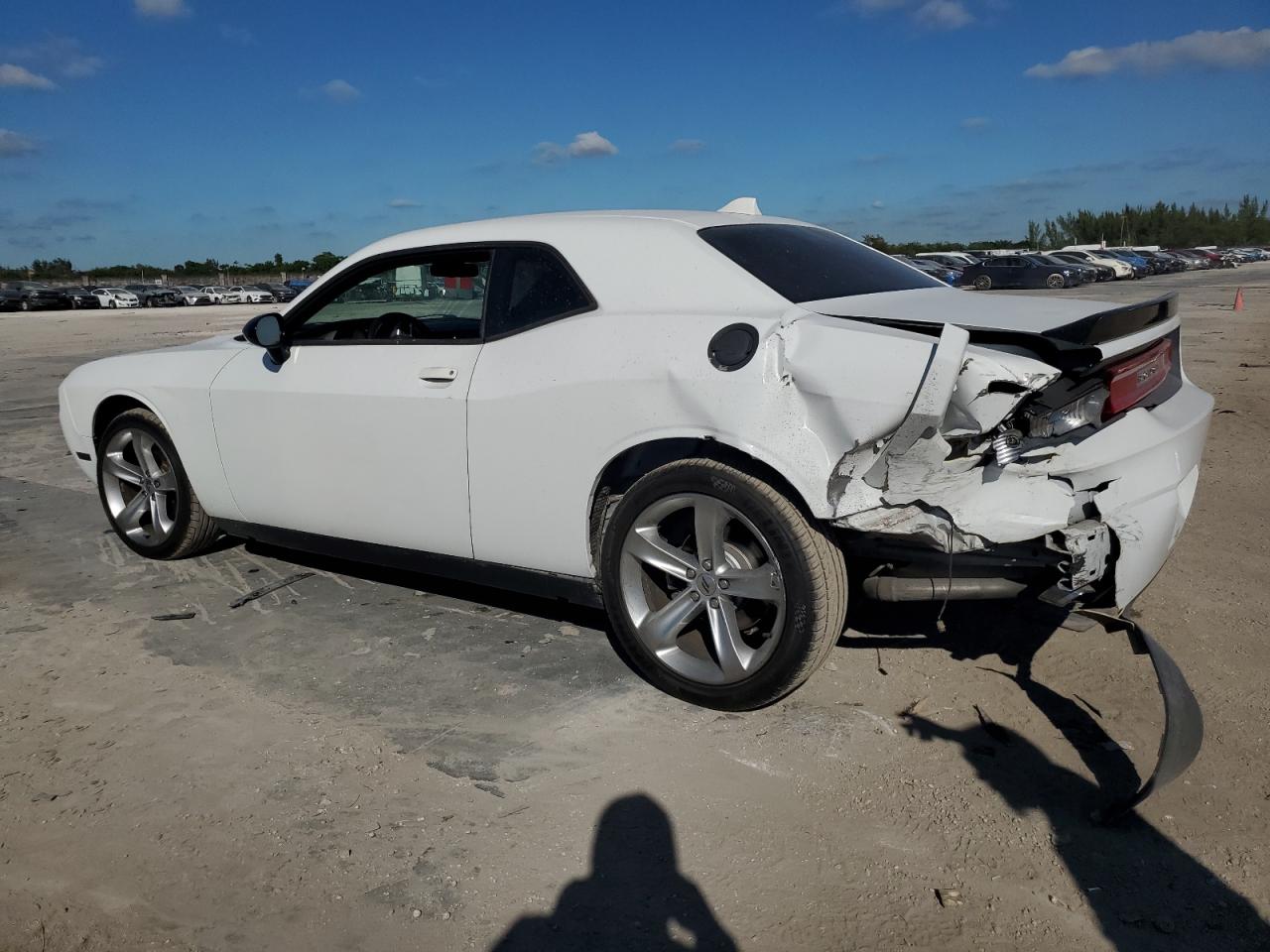 2011 Dodge Challenger - Image 2
