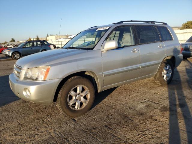 2002 Toyota Highlander  იყიდება Bakersfield-ში, CA - Front End