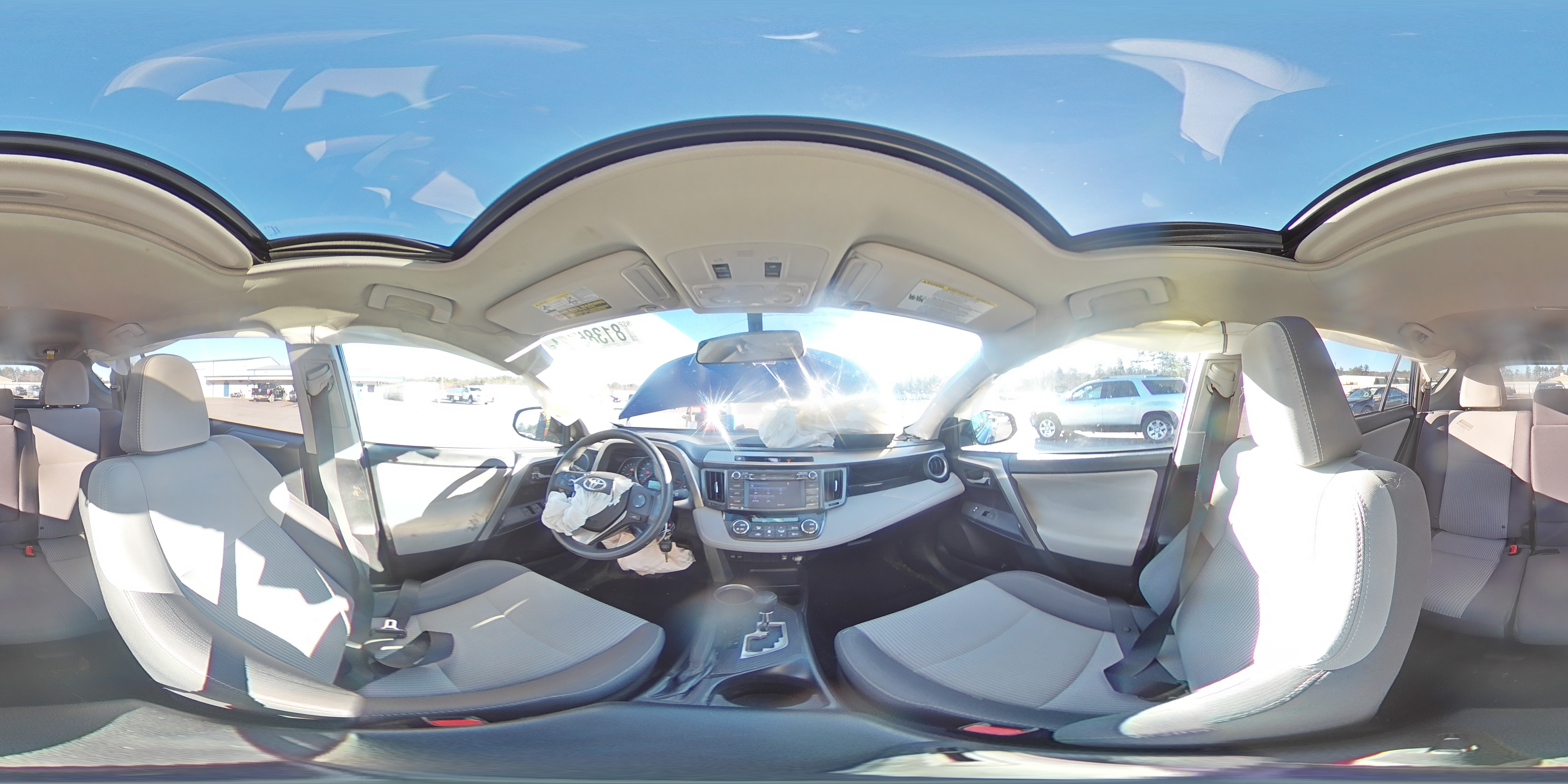2014 Toyota RAV 4 - Image 14