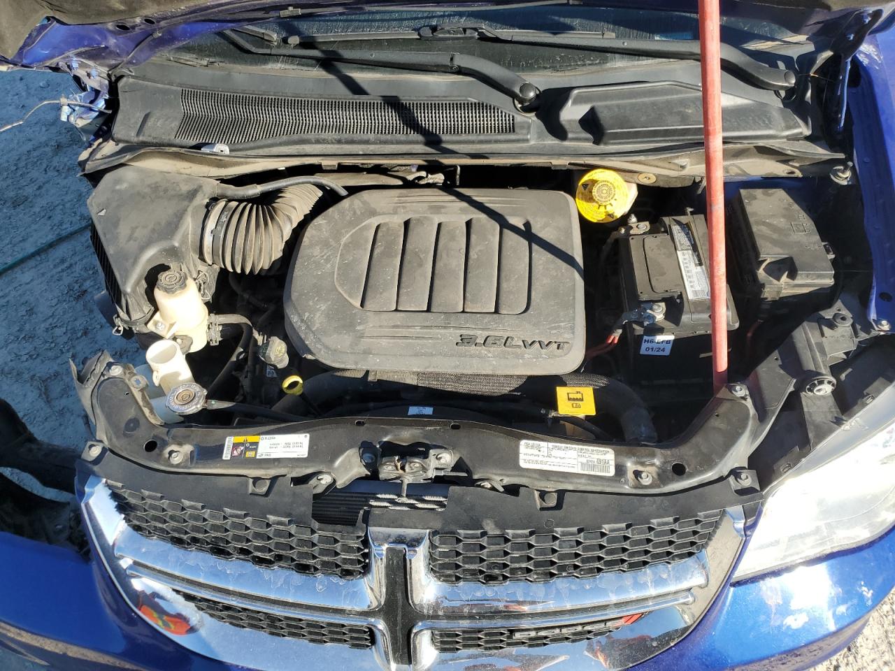 2020 Dodge Caravan - Image 13