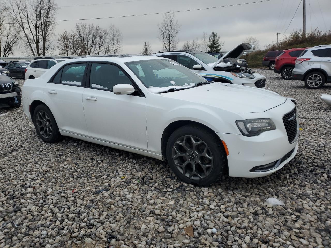 2016 Chrysler 300 - Image 4