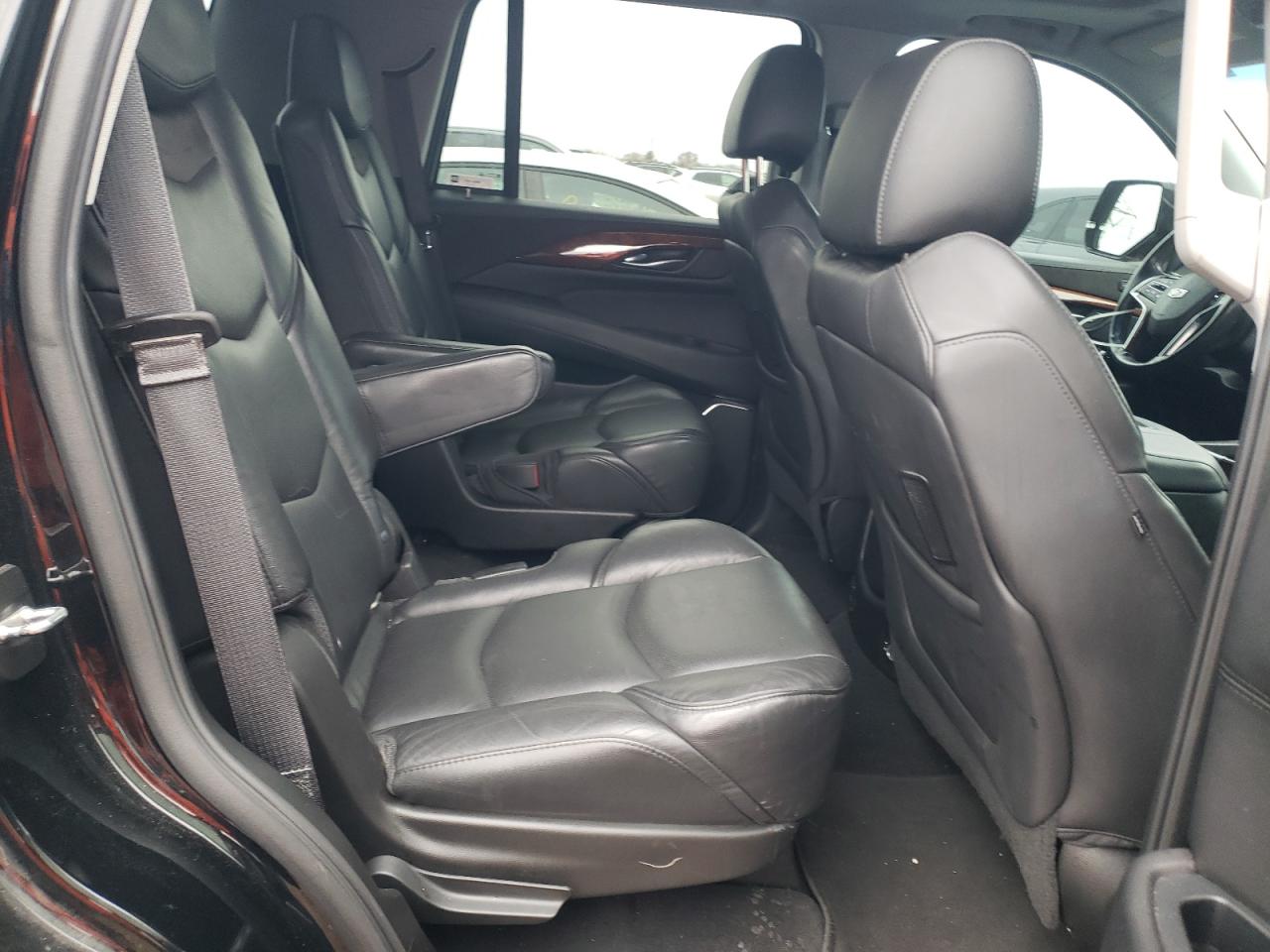 2018 Cadillac Escalade - Image 11