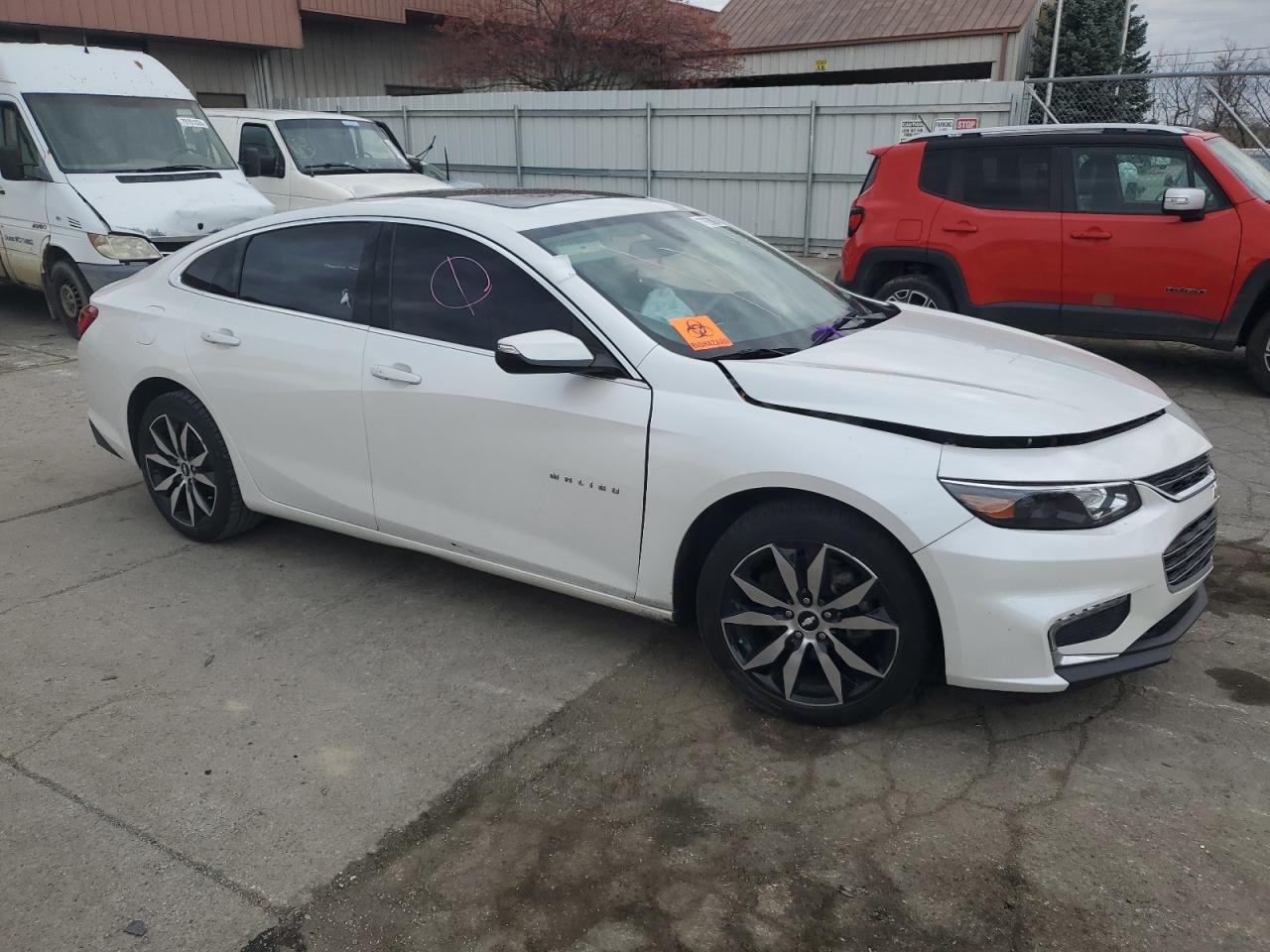 2017 Chevrolet Malibu - Image 4