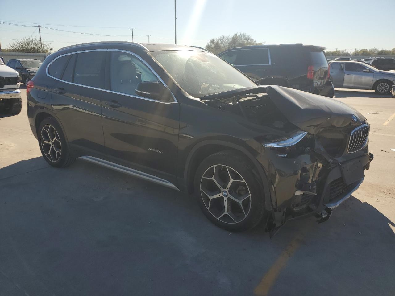 VIN WBXHT3C31G5E50387 2016 BMW X1 no.4