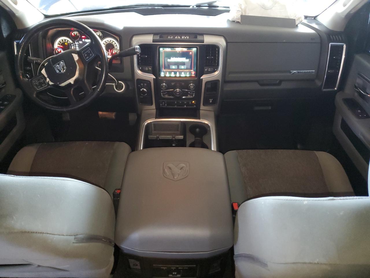 2018 RAM 2500 - Image 8