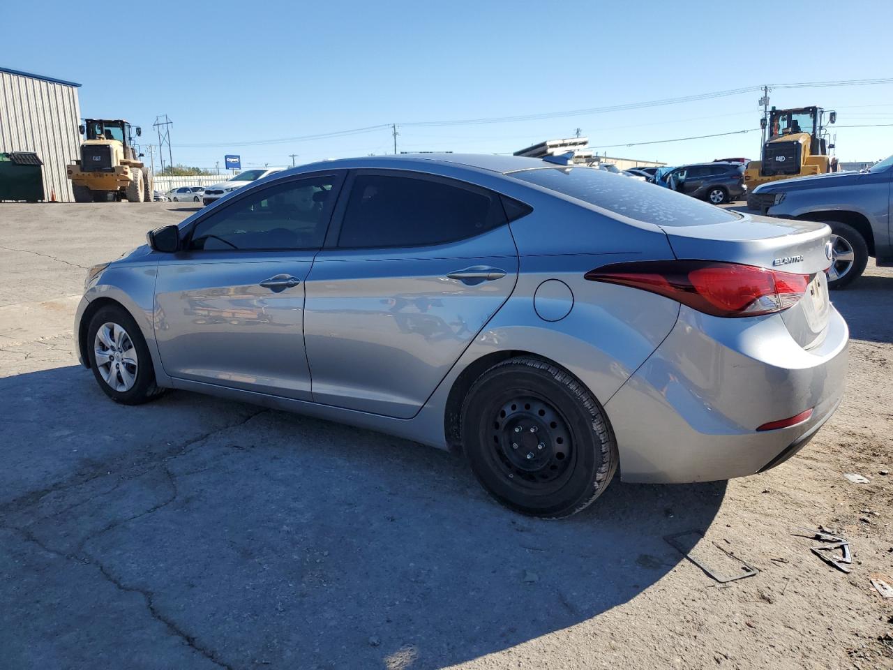 2016 Hyundai Elantra - Image 2