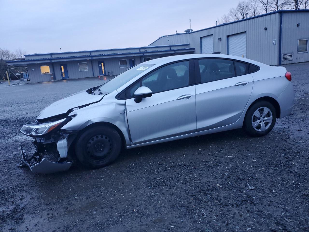 2018 Chevrolet Cruze - Image 1