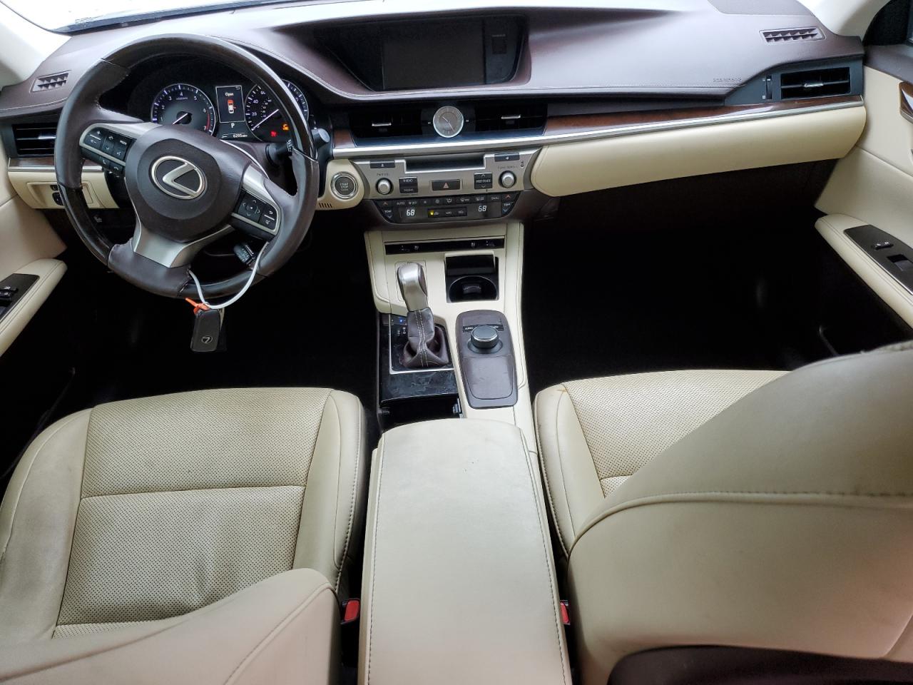 2016 Lexus ES - Image 8
