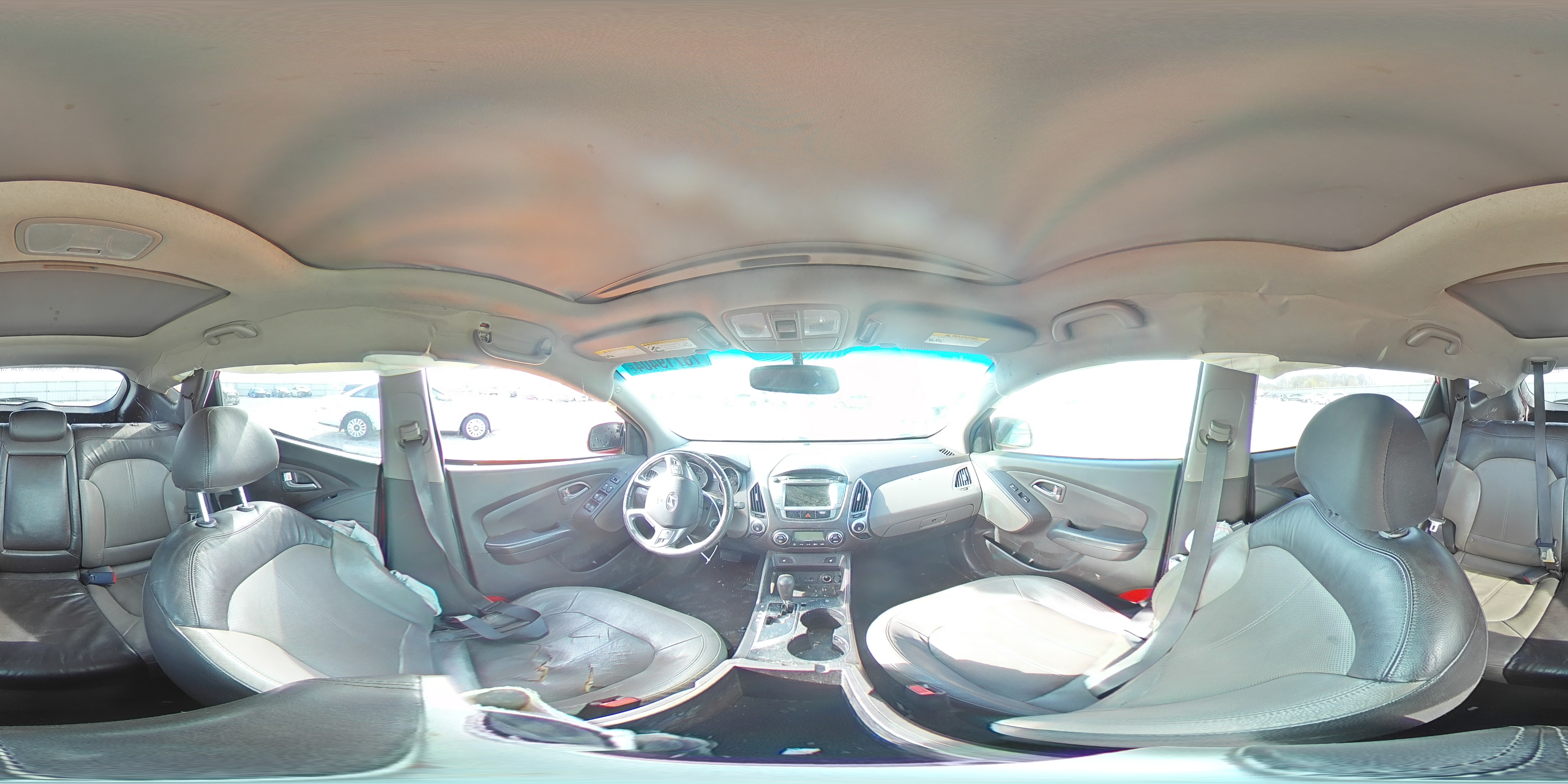 2011 Hyundai Tucson - Image 14