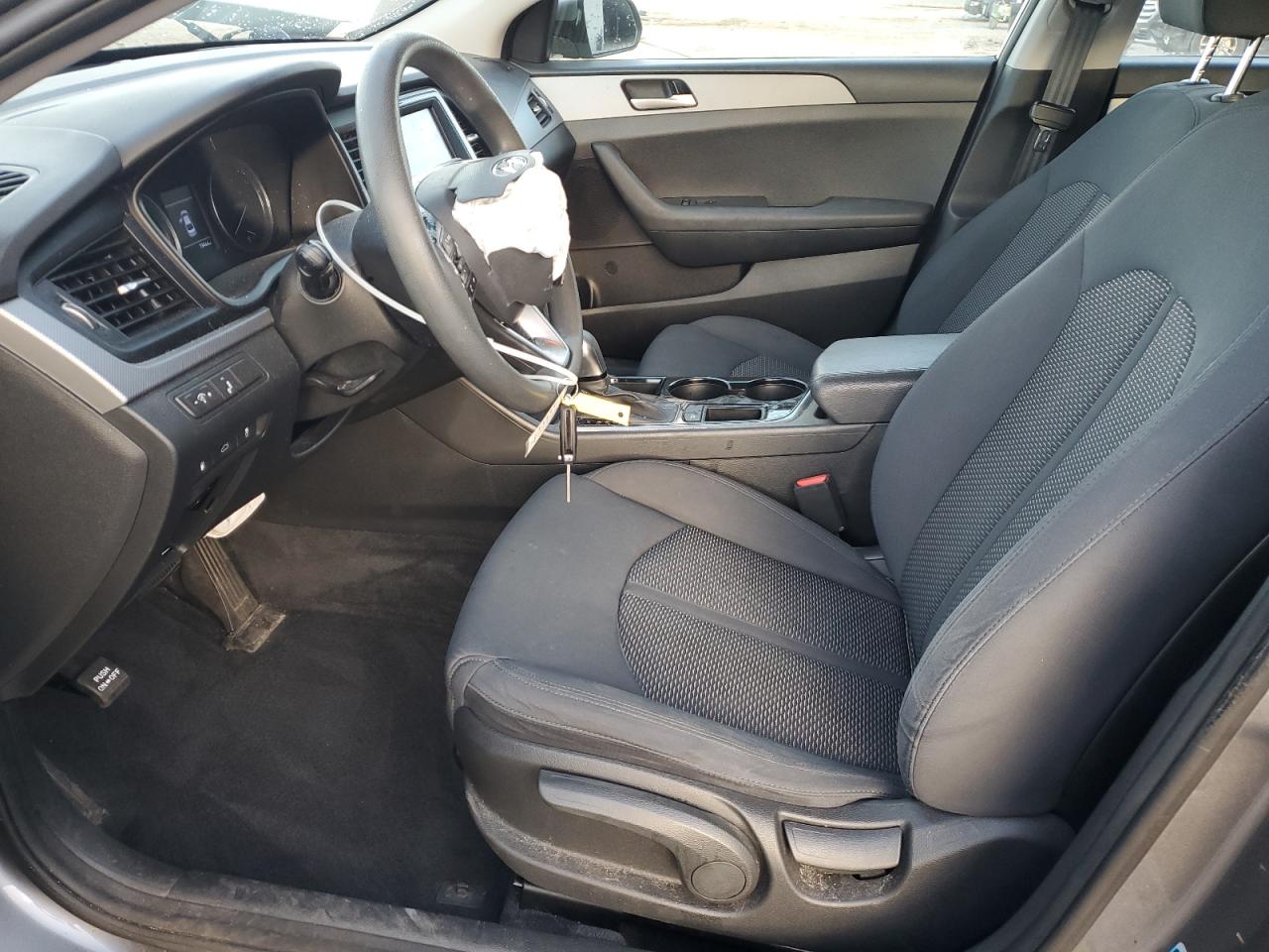 2018 Hyundai Sonata - Image 7
