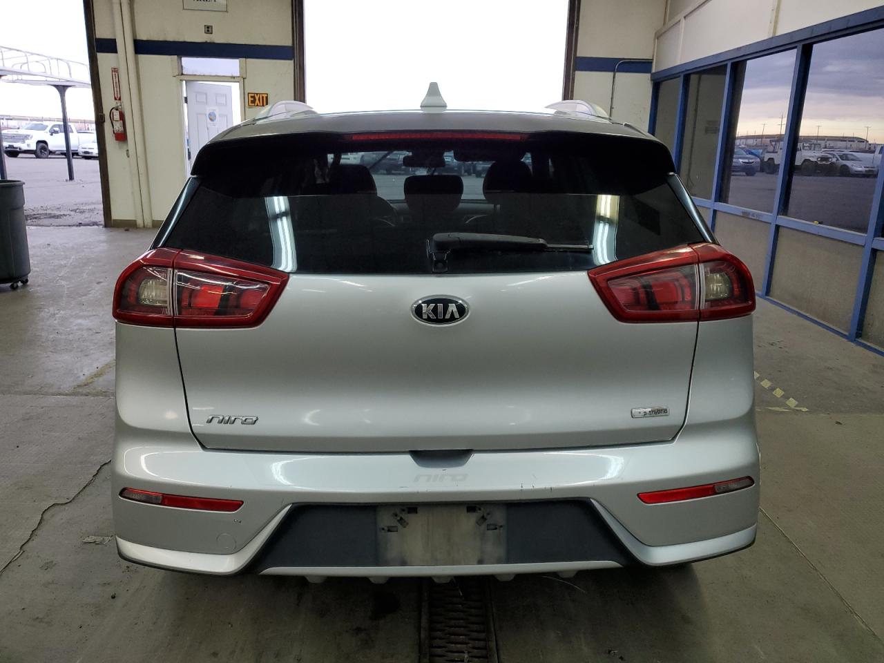 VIN KNDCC3LC0H5101873 2017 KIA NIRO no.6