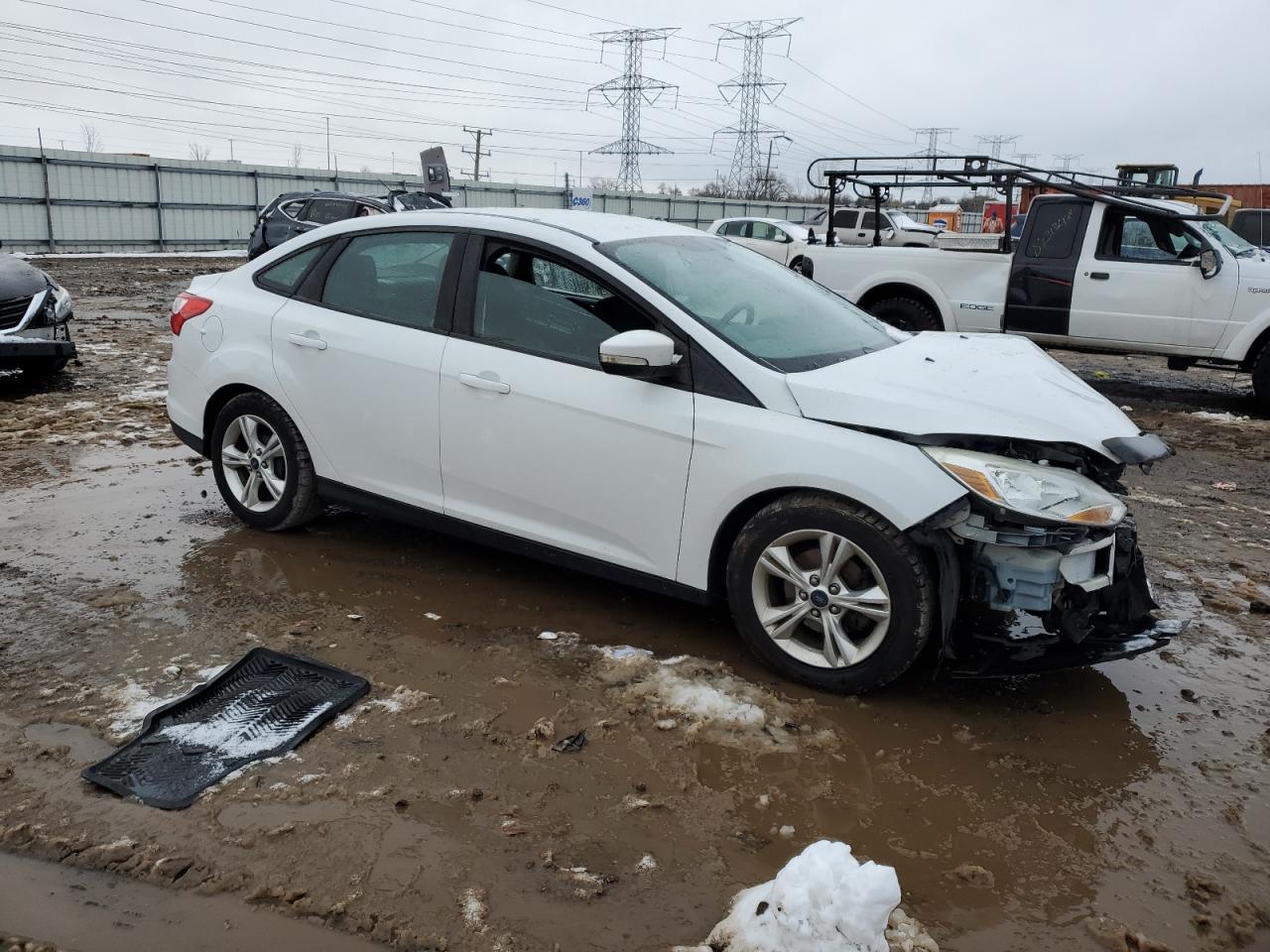 VIN 1FADP3F21EL234697 2014 FORD FOCUS no.4