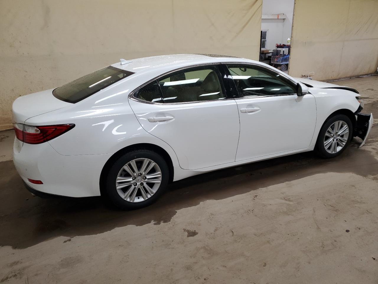 VIN JTHBK1GG9D2066177 2013 LEXUS ES350 no.3