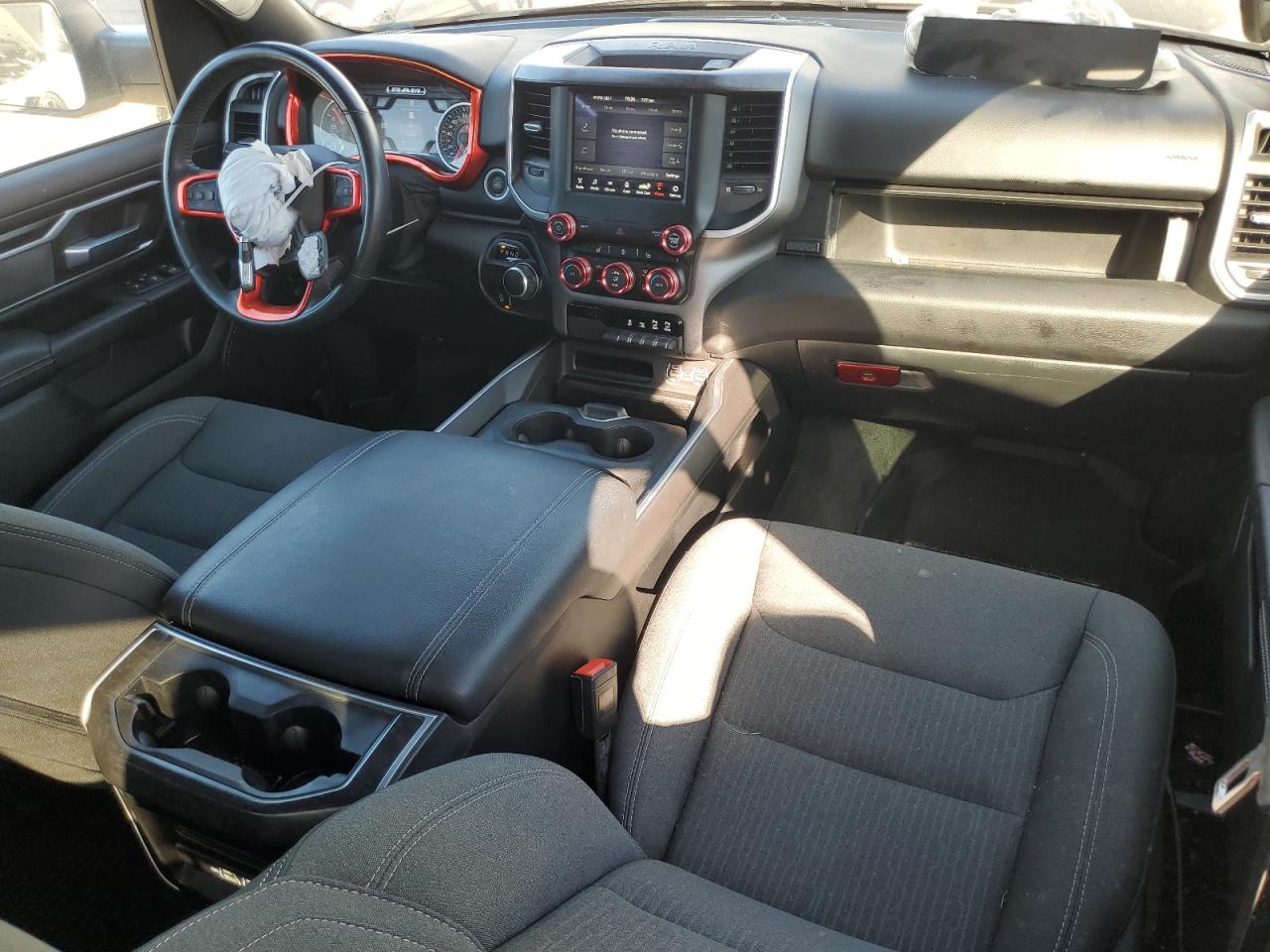 2021 RAM 1500 - Image 8
