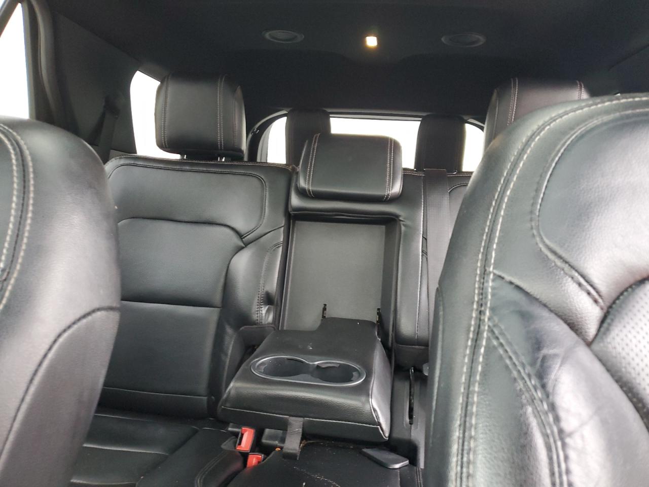 2018 Ford Explorer - Image 10