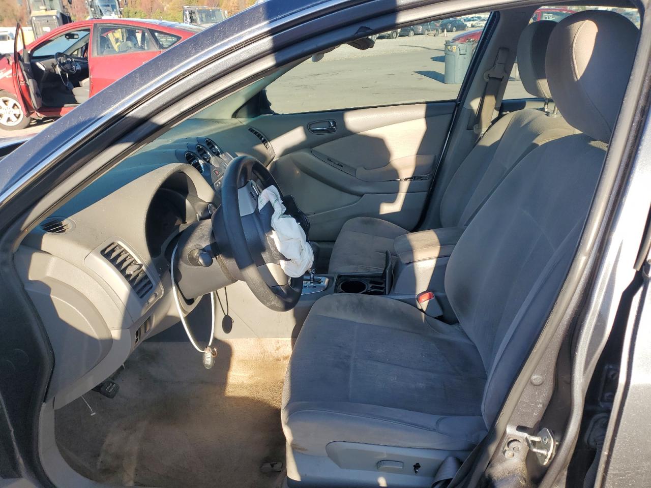 2012 Nissan Altima - Image 7