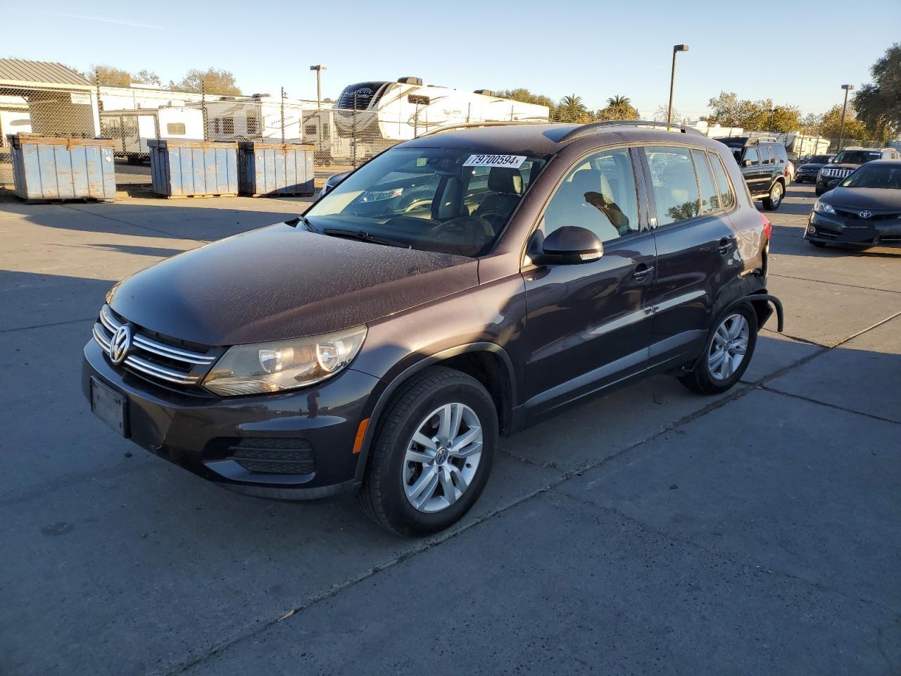 VIN WVGAV7AX0GW586311 2016 VOLKSWAGEN TIGUAN no.1