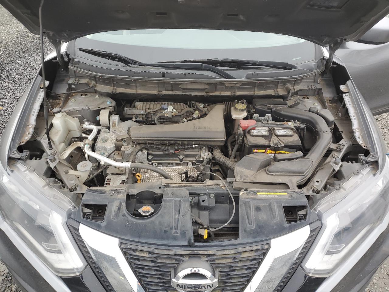 2017 Nissan Rogue - Image 14