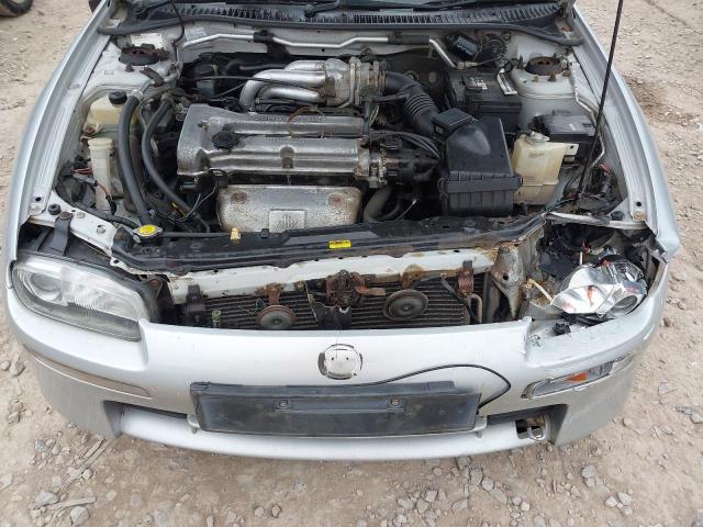 1998 MAZDA 323 GXI