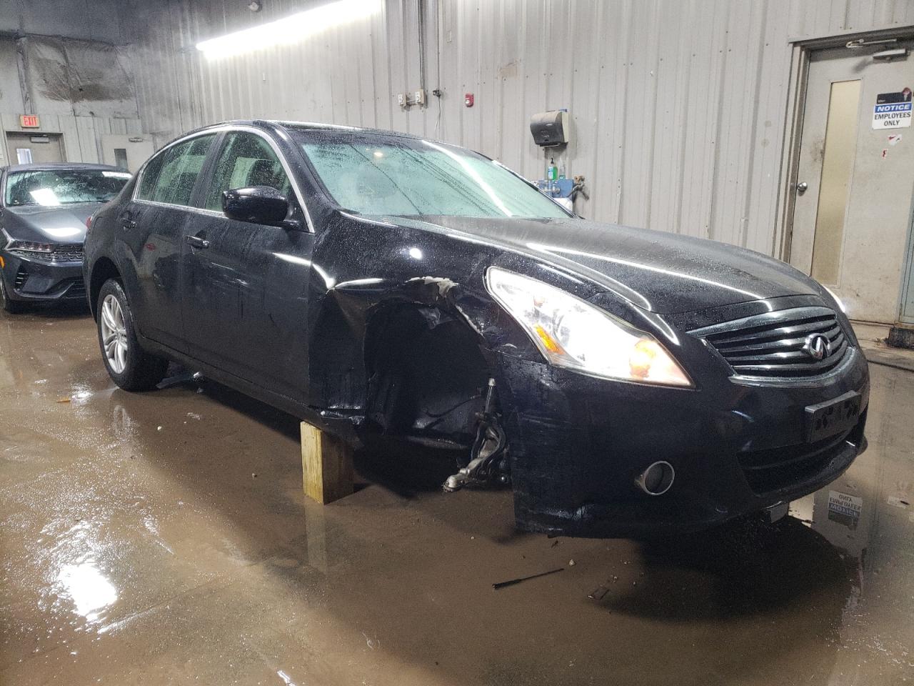 2012 Infiniti G - Image 4