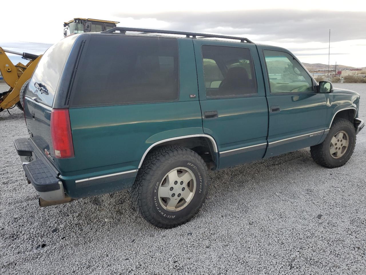 1996 GMC Yukon - Image 3