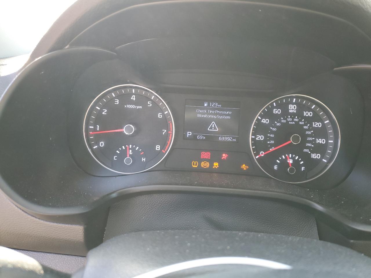 2021 Kia Forte - Image 9