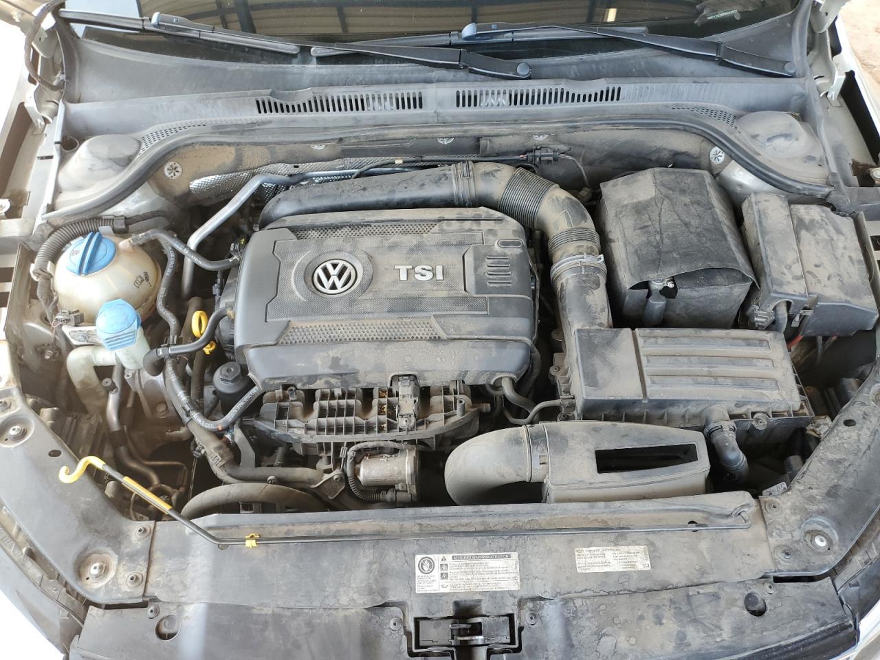 2015 Volkswagen Jetta - Image 11