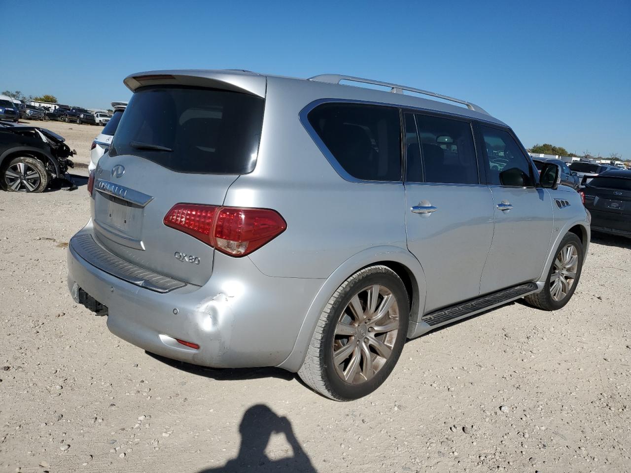 2014 Infiniti QX80 - Image 3
