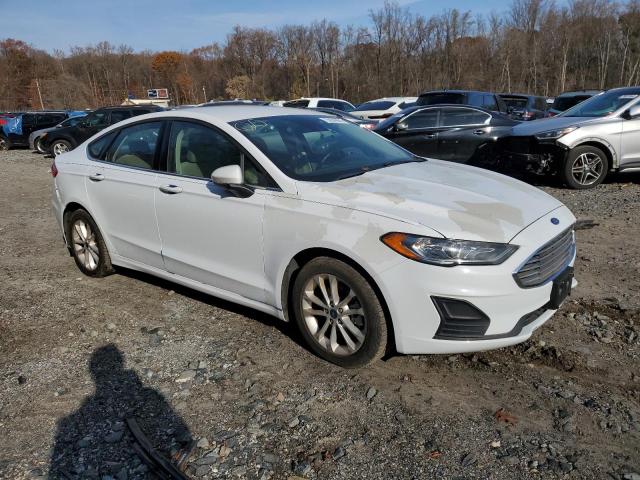  FORD FUSION 2019 Білий