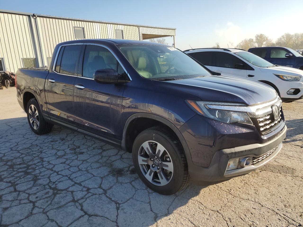2019 Honda Ridgeline - Image 4