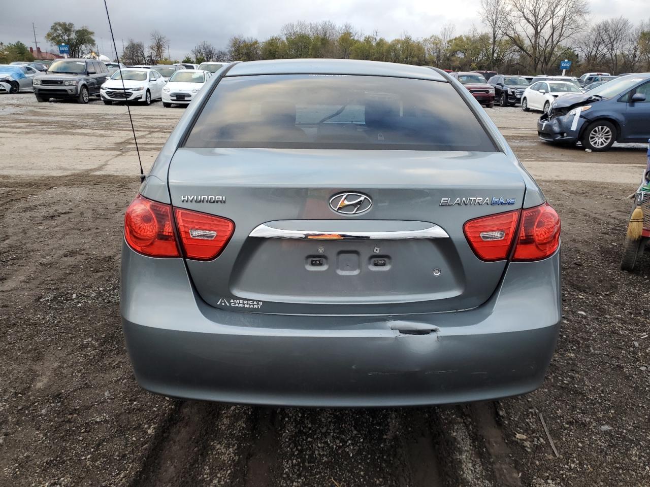 2010 Hyundai Elantra - Image 6