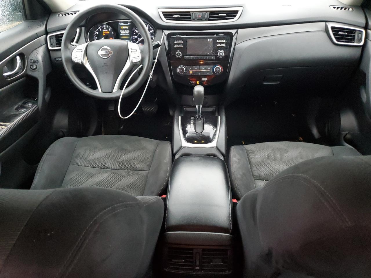 2015 Nissan Rogue - Image 8