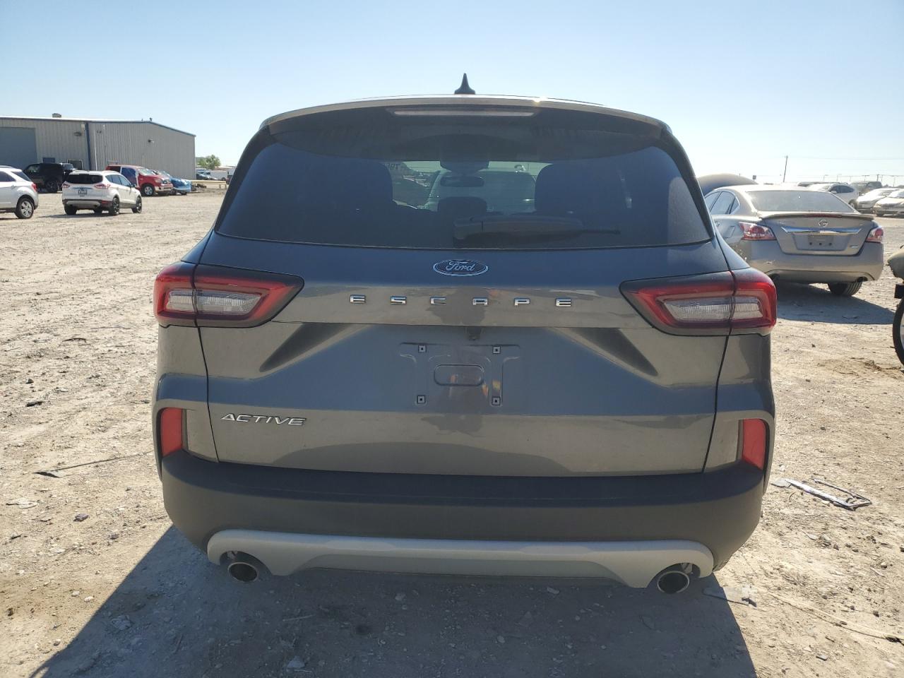 2023 Ford Escape - Image 6