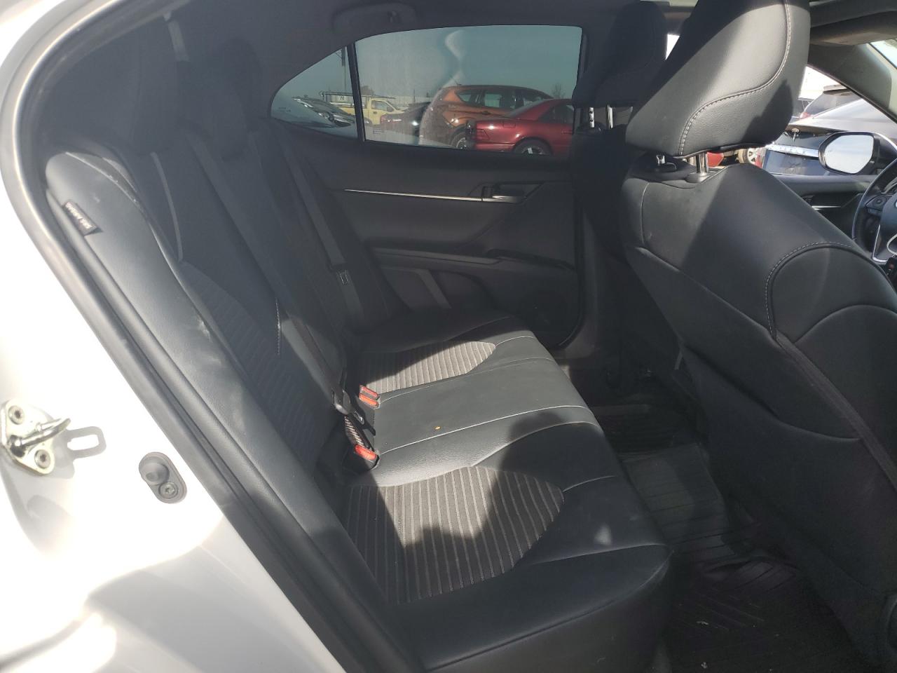 2019 Toyota Camry - Image 10
