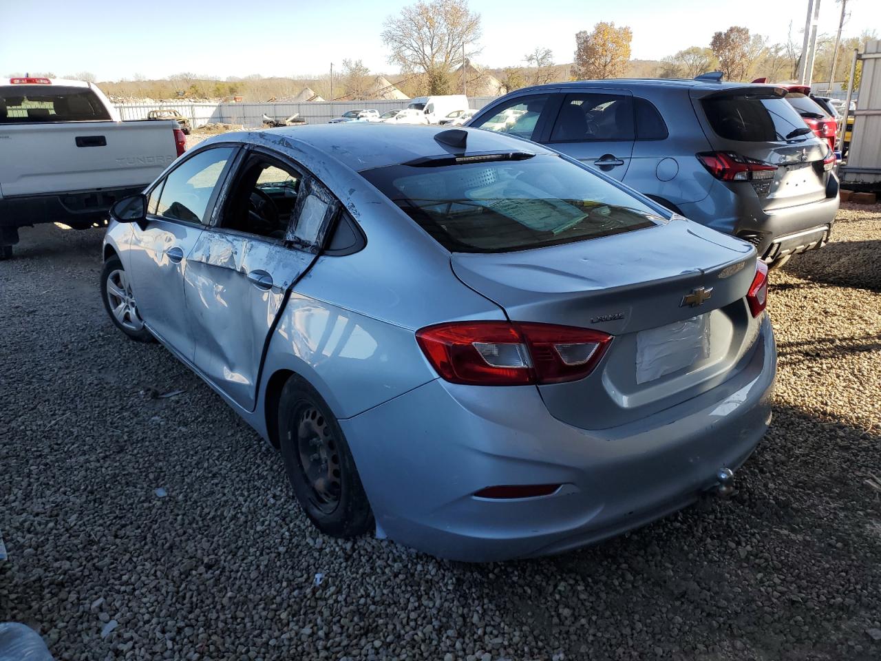 2017 Chevrolet Cruze - Image 2