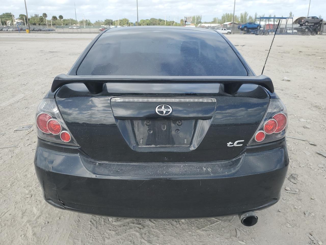 2010 Scion tC - Image 6