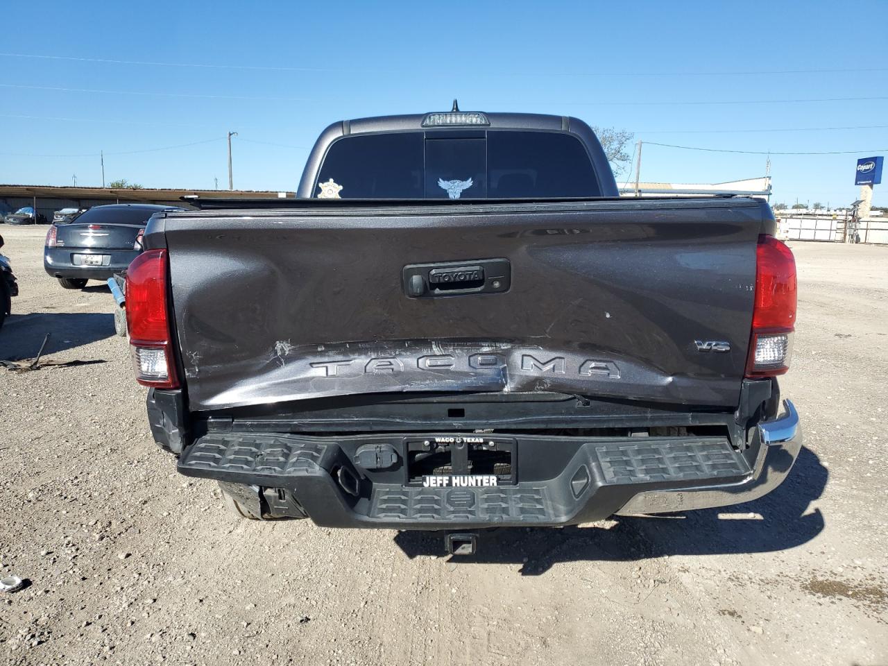 VIN 5TFAZ5CN4JX064131 2018 TOYOTA TACOMA no.6