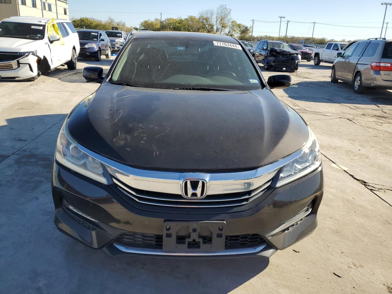 VIN 1HGCR2F85HA125109 2017 HONDA ACCORD no.5