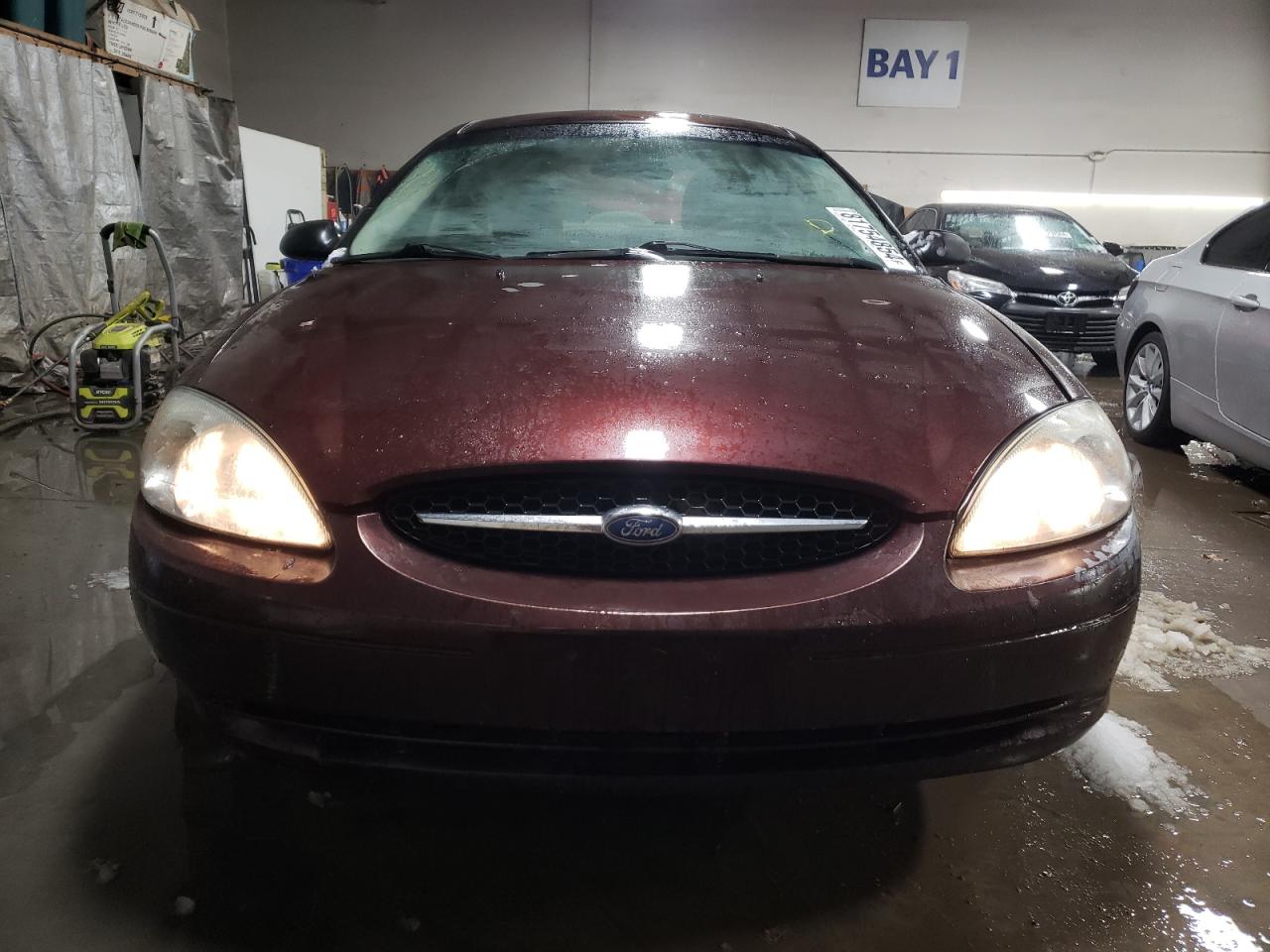 2001 Ford Taurus - Image 5