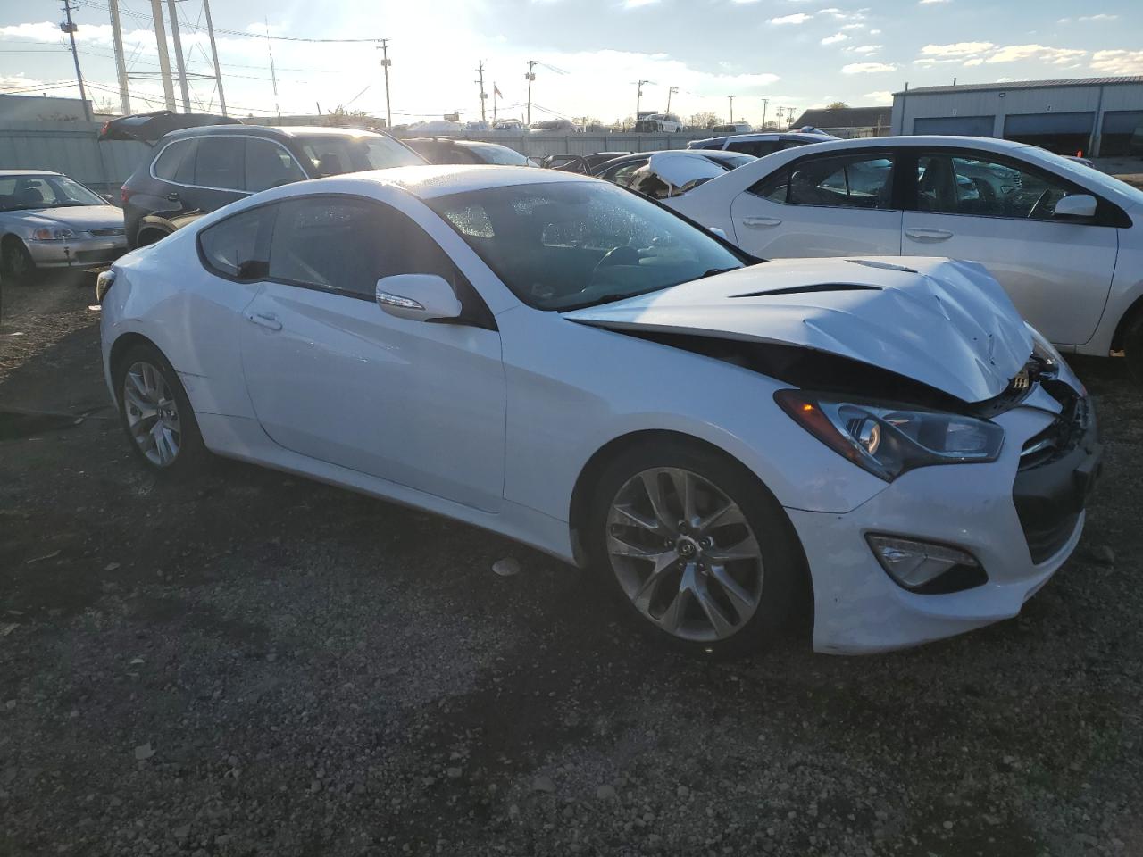2015 Hyundai Genesis - Image 4