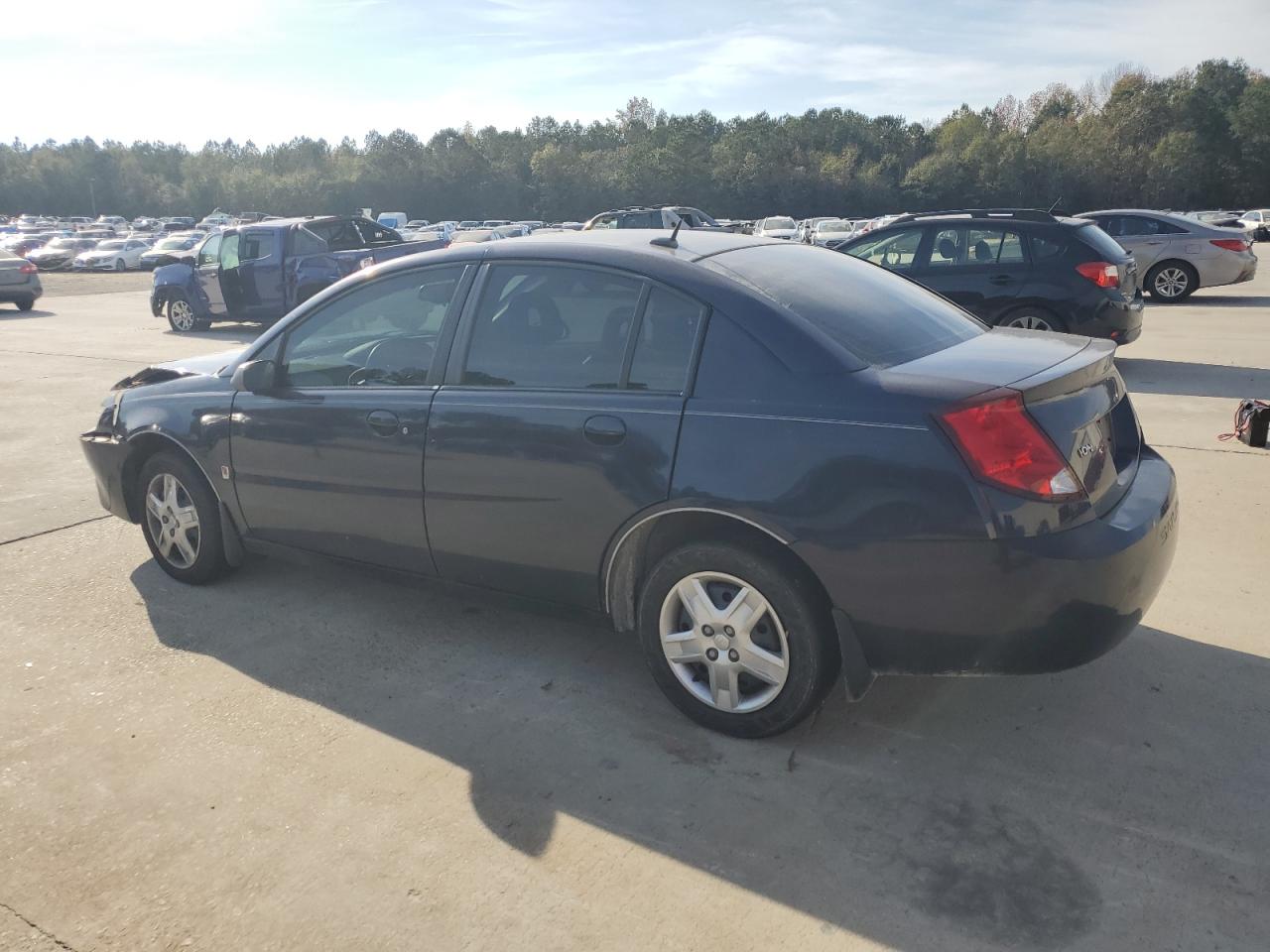 2007 Saturn ION - Image 2