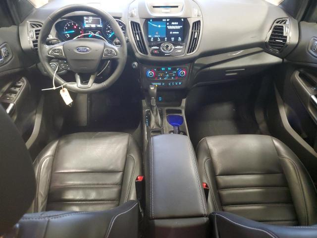  FORD ESCAPE 2017 Granatowy