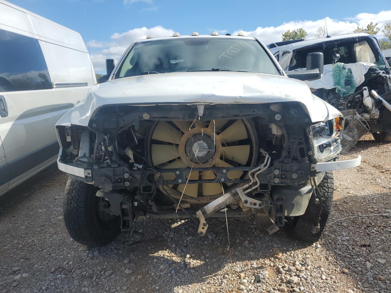 2018 RAM 3500 - Image 5