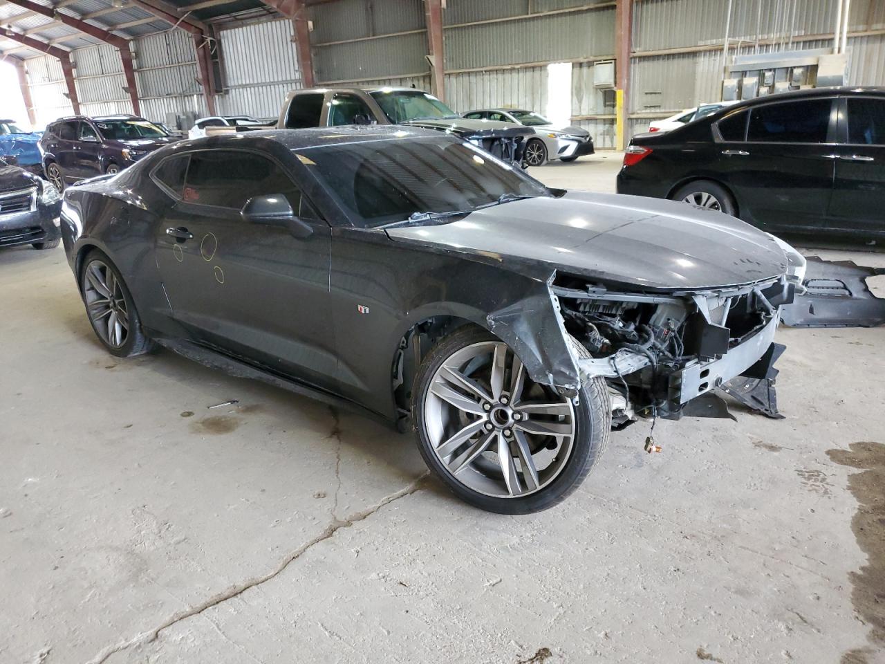 2017 Chevrolet Camaro - Image 4